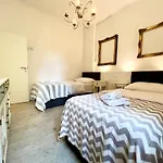 Paris Fuer 4 Mit Kueche Und Wifi Essen