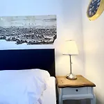 Paris Fuer 4 Mit Kueche Und Wifi Lägenhet