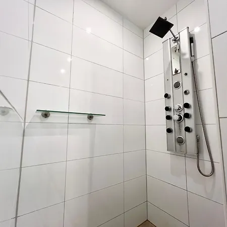 Paris Fuer 4 Mit Kueche Und Wifi *