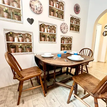 Paris Fuer 4 Mit Kueche Und Wifi Апартаменты *