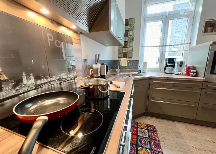 Paris Fuer 4 Mit Kueche Und Wifi