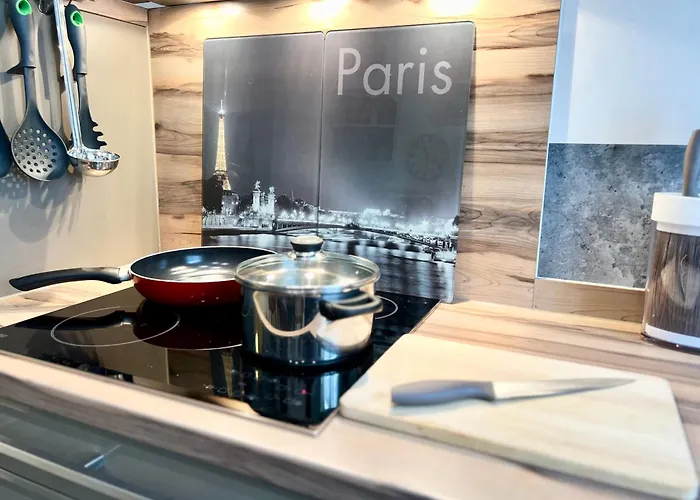 Paris Fuer 4 Mit Kueche Und Wifi *