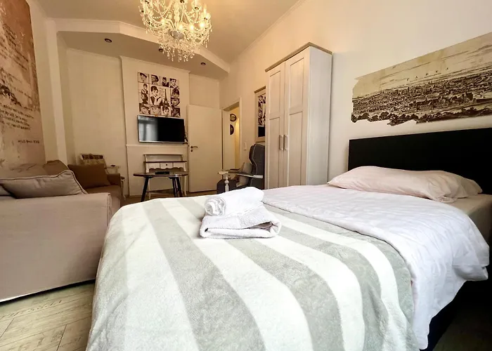 アパート Paris Fuer 4 Mit Kueche Und Wifi *